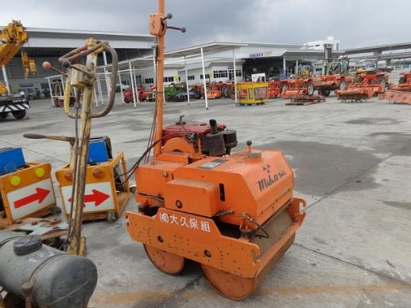 Bán máy lu rung 650Kg cũ chính hãng
