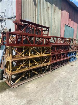 Vận thăng hàng cũ 500kg 1000kg giá tại Bãi